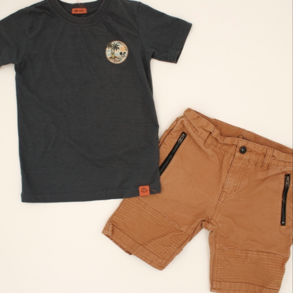 Boys 4T/4 Fall & Casual Clothing Bundle – 9 Items + Bonus Shorts - Picture 2 of 9